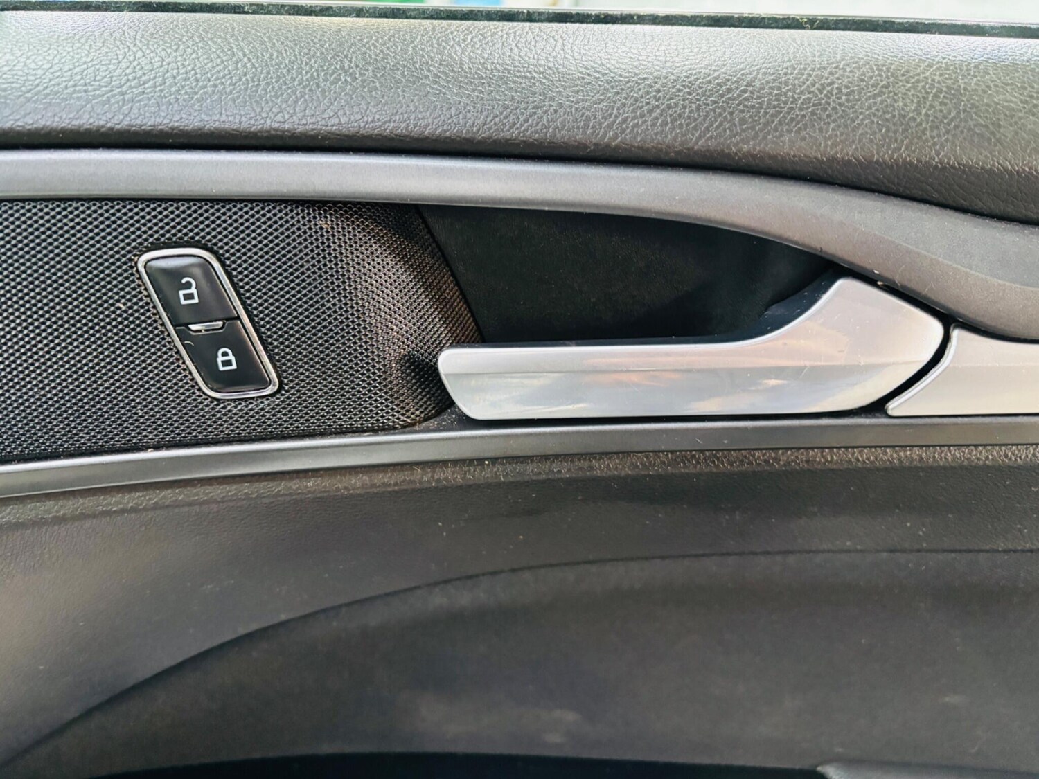 Used Ford Mondeo 2015 for sale - 77722813: Photo 18