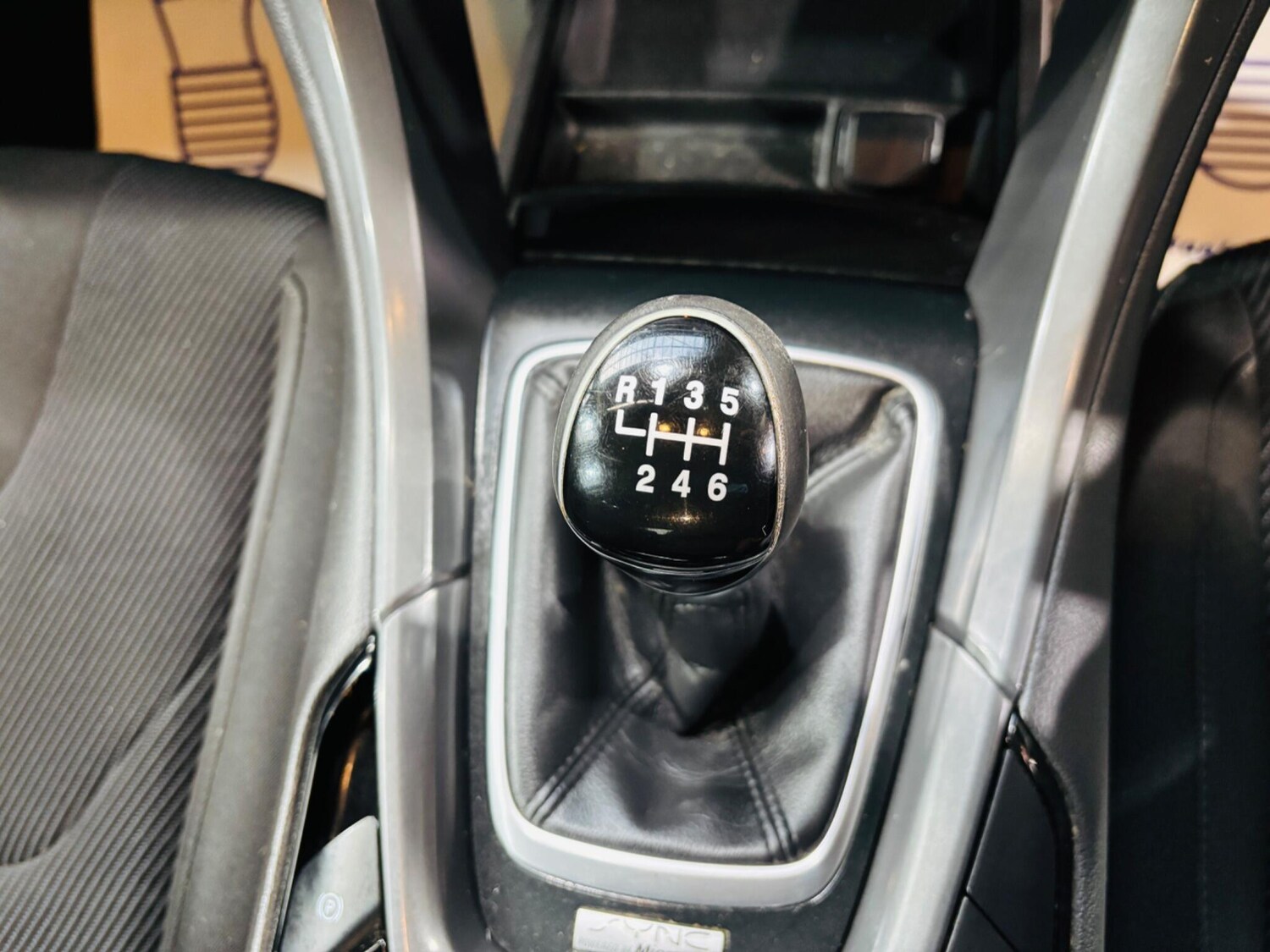 Used Ford Mondeo 2015 for sale - 77722813: Photo 25