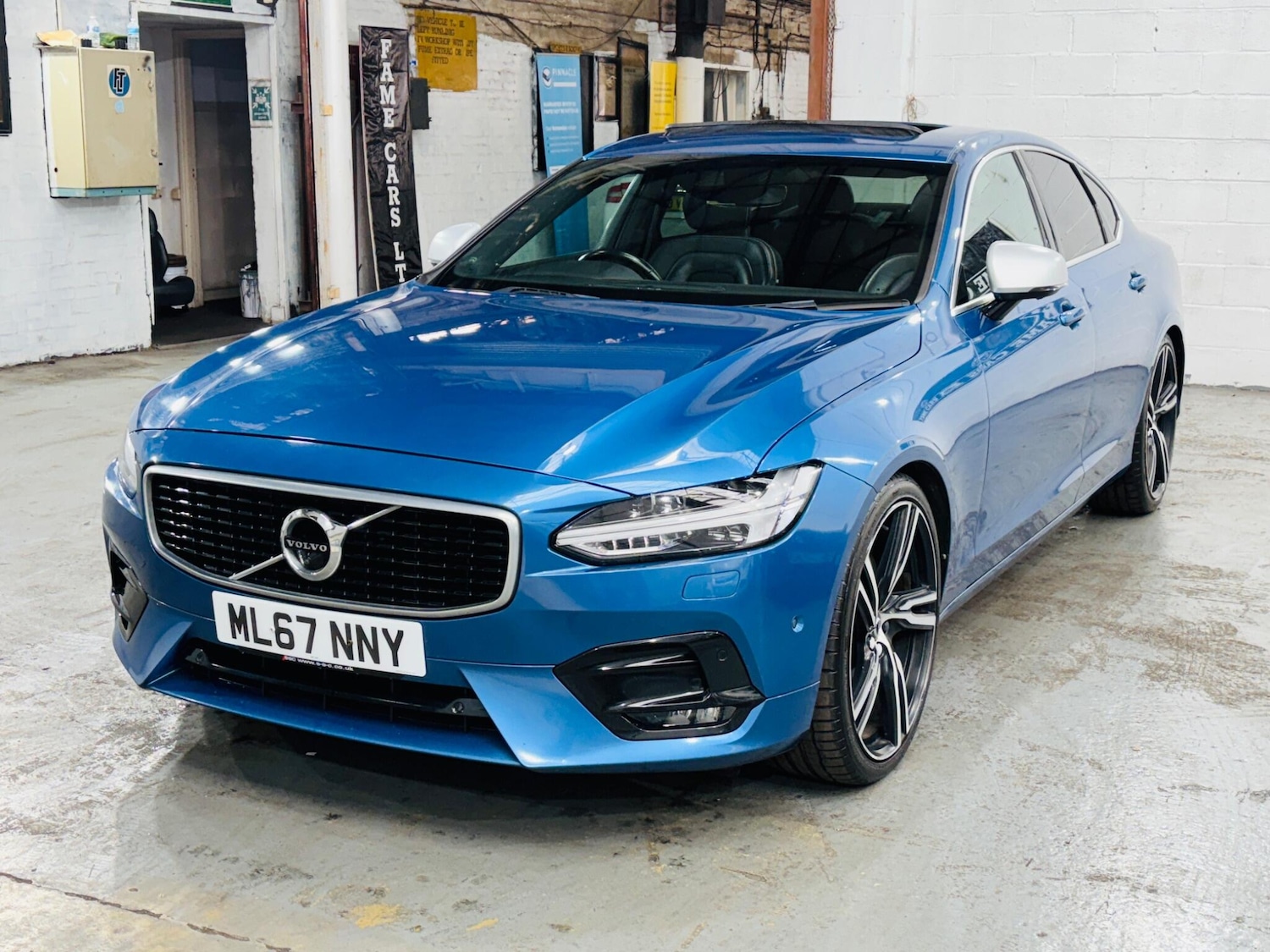 Used Volvo S90 2017 for sale - 76226594: Photo 2