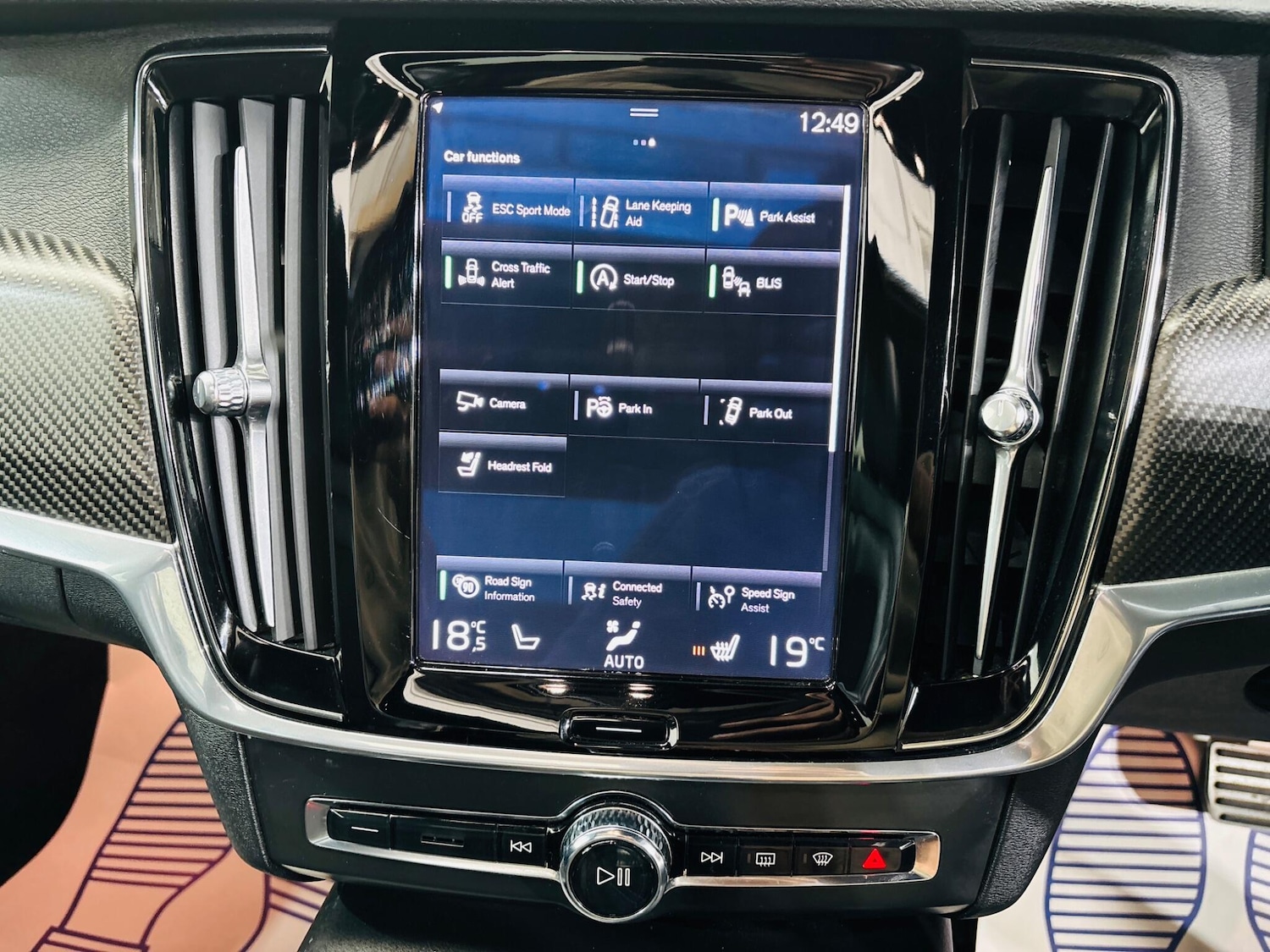 Used Volvo S90 2017 for sale - 76226594: Photo 25