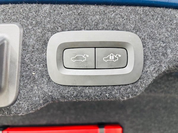Used Volvo S90 2017 for sale - 76226594: Photo 37