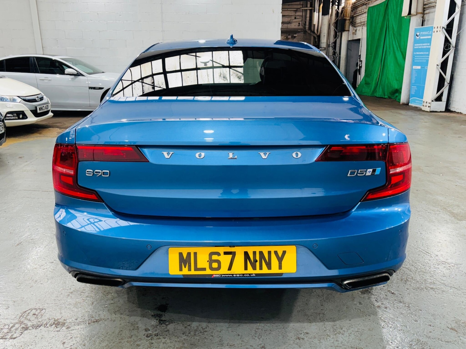 Used Volvo S90 2017 for sale - 76226594: Photo 5