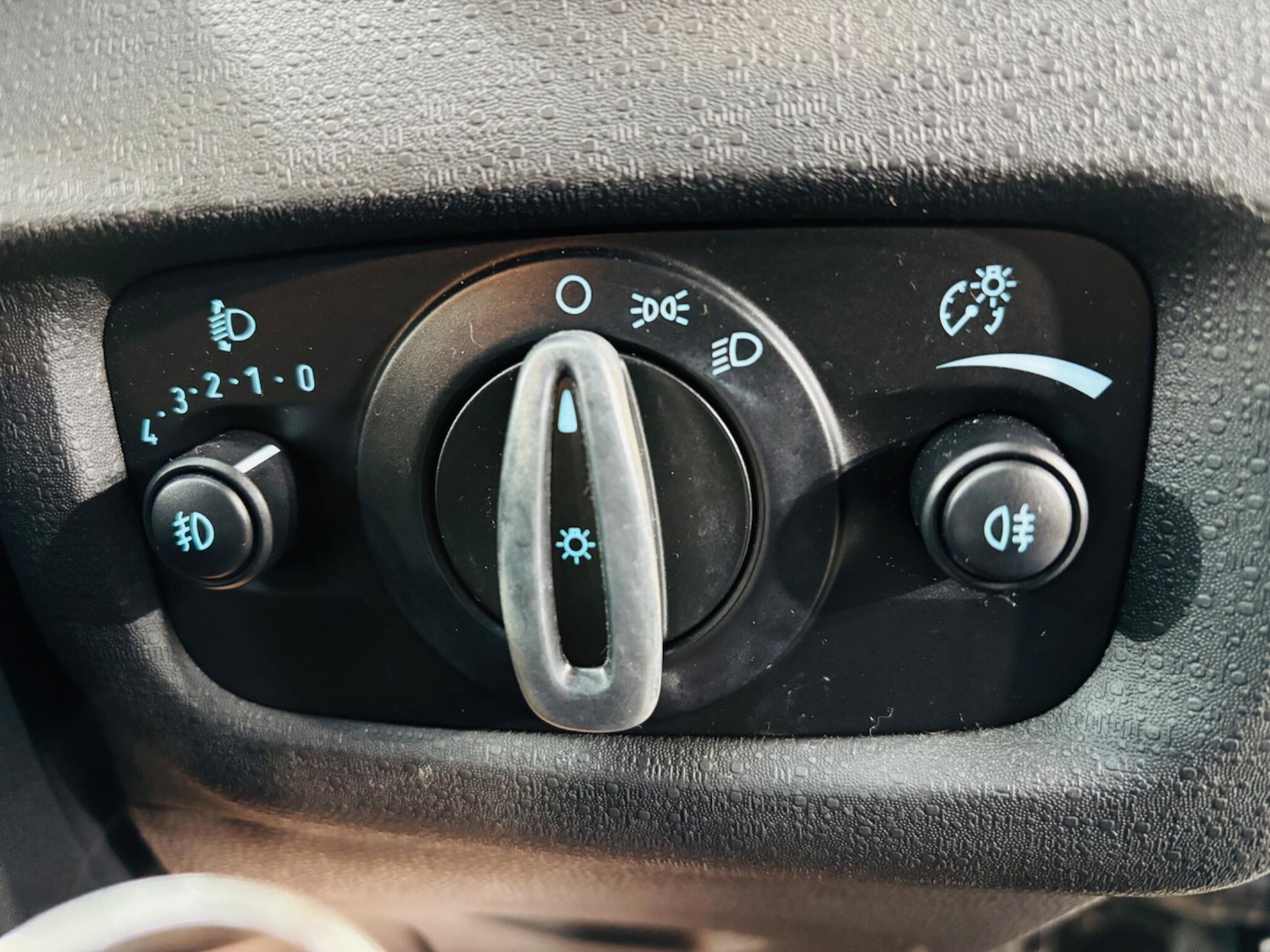 Used Ford Fiesta 2014 for sale - 76644719: Photo 18