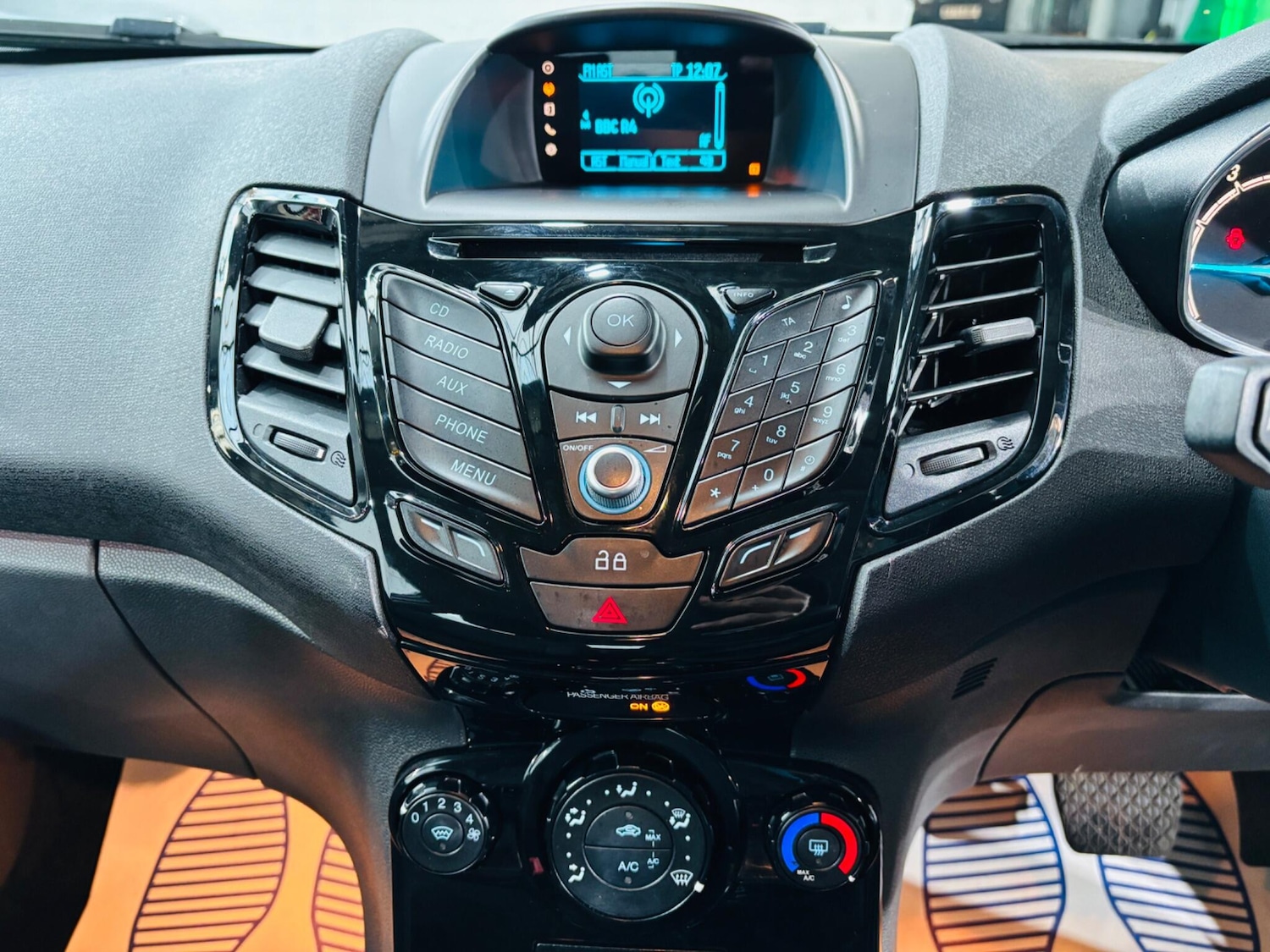 Used Ford Fiesta 2014 for sale - 76644719: Photo 21