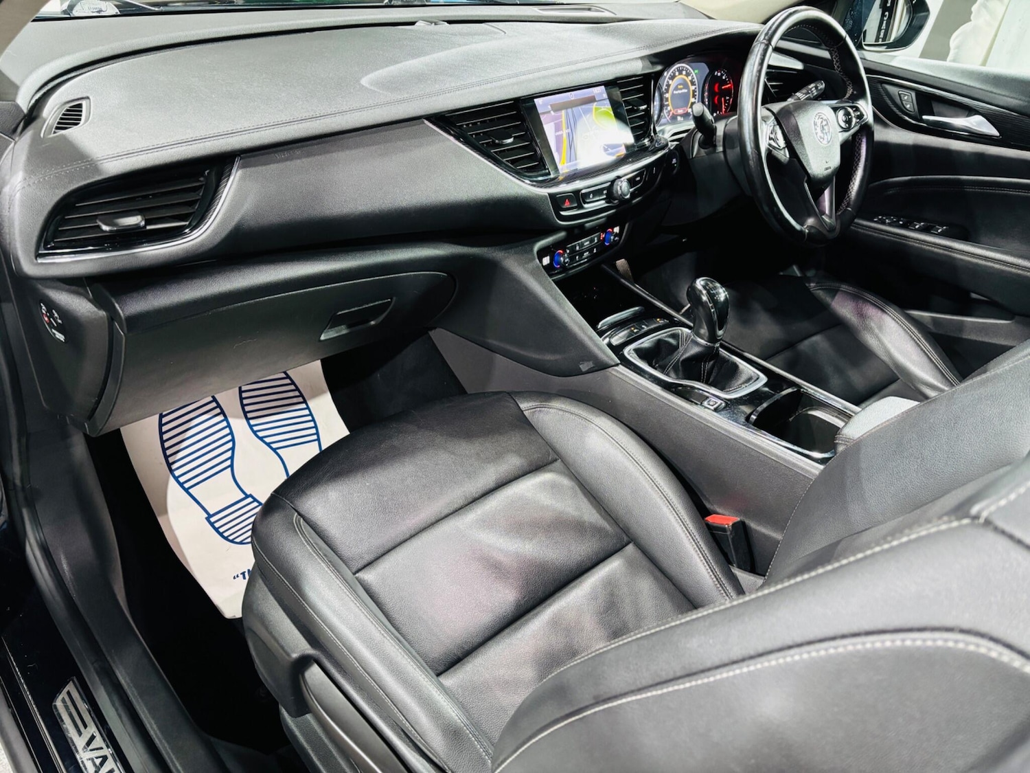 Used Vauxhall Insignia 2017 for sale - 76752731: Photo 14