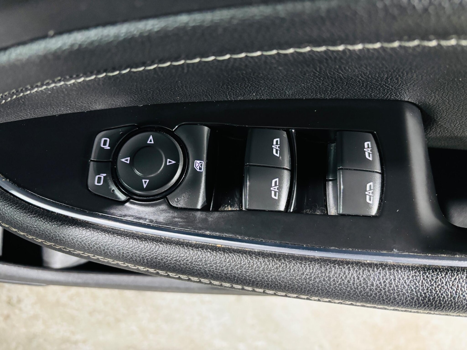 Used Vauxhall Insignia 2017 for sale - 76752731: Photo 17