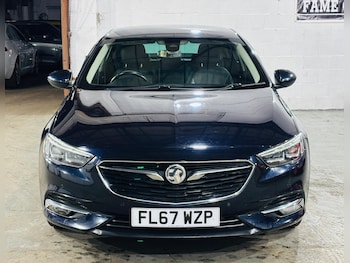 Used Vauxhall Insignia 2017 for sale - 76752731: Photo