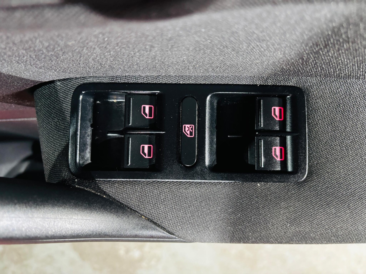 Used Volkswagen Polo 2013 for sale - 76646255: Photo 17