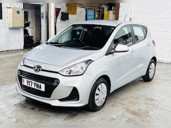 Used Hyundai i10 2017 for sale - 78548689: Photo