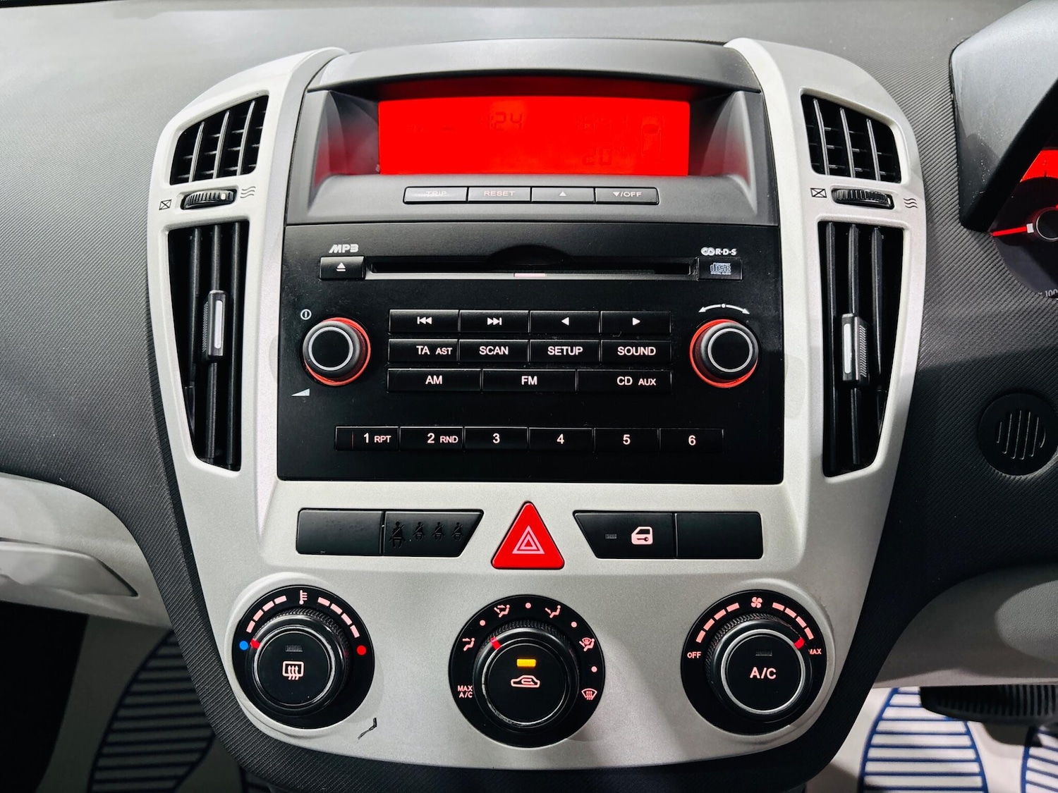 Used Kia Ceed 2007 for sale - 76013866: Photo 22