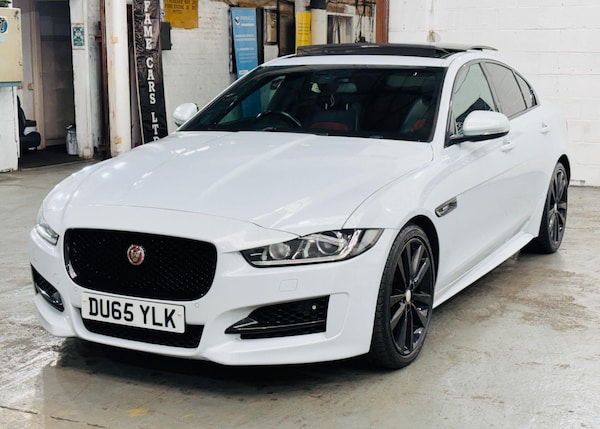 Used Jaguar XE 2015 for sale - 76200346: Photo 4