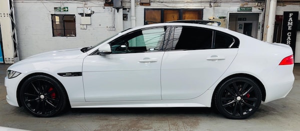 Used Jaguar XE 2015 for sale - 76200346: Photo 9