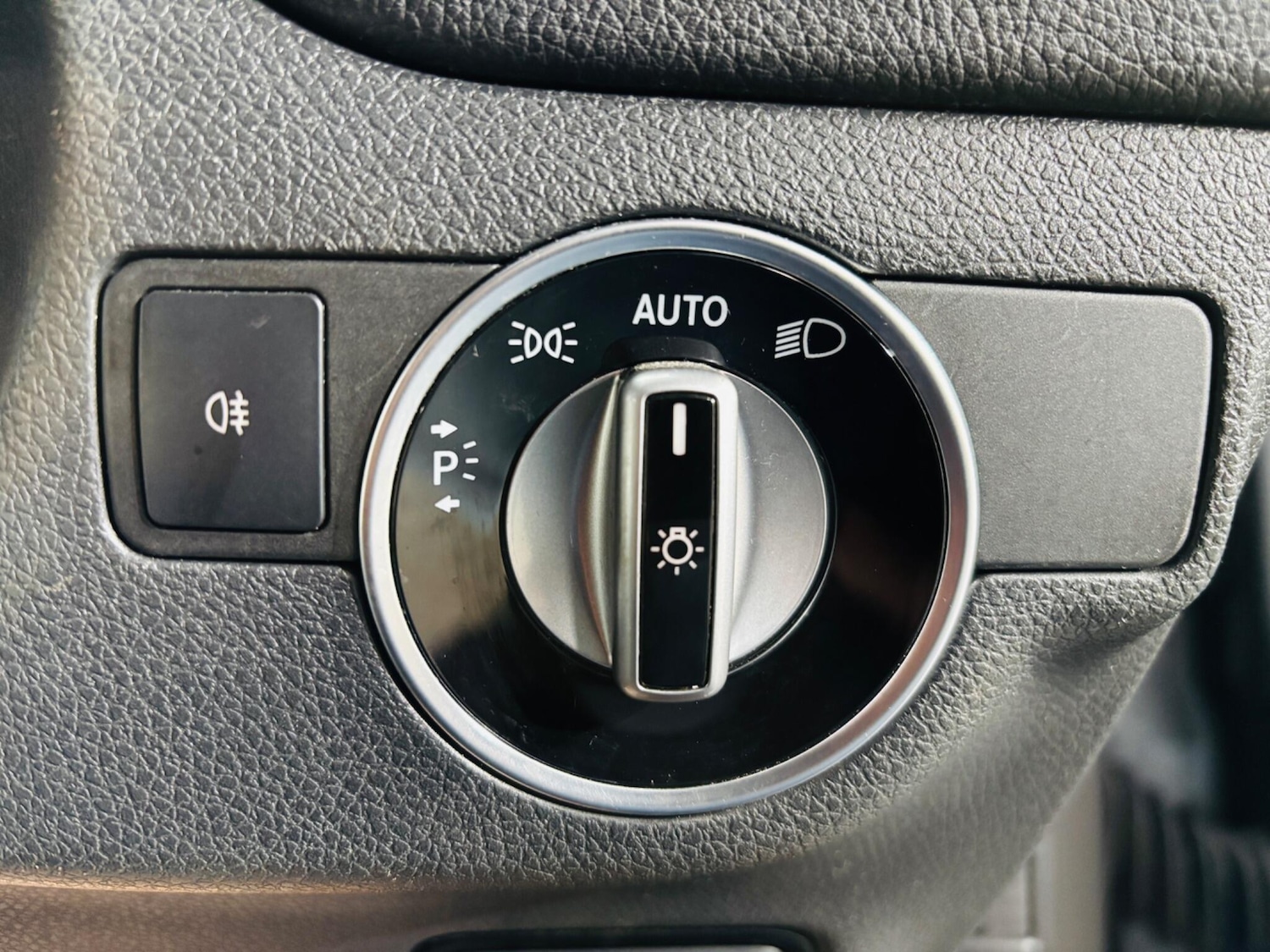 Used Mercedes-Benz GLA for sale - 77825052: Photo 19