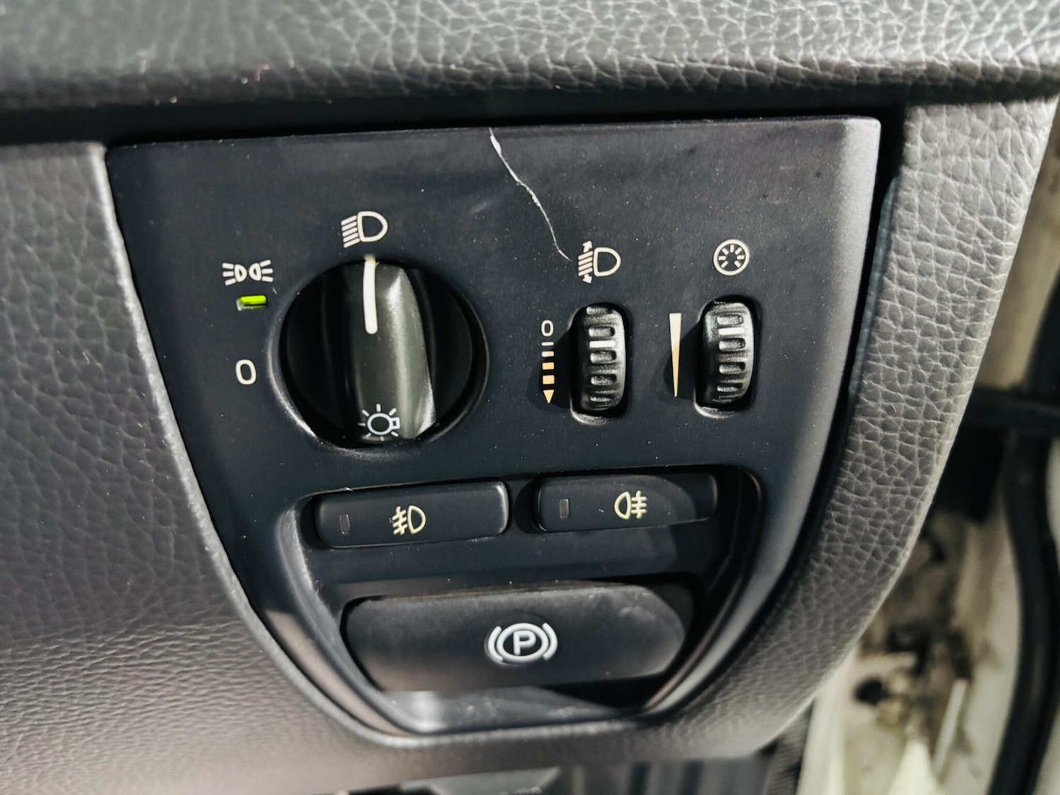 Used Volvo XC90 2008 for sale - 77238239: Photo 20