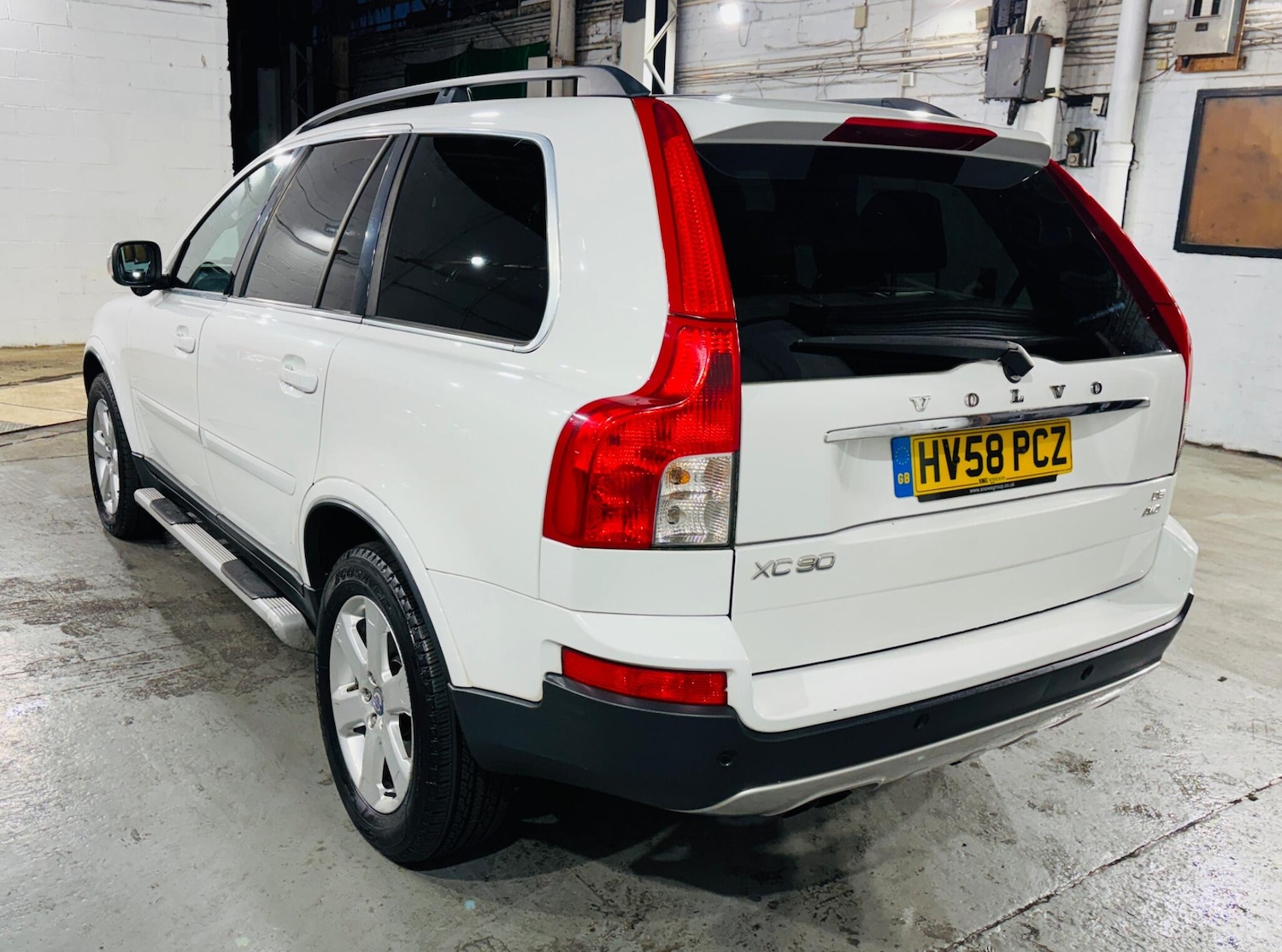 Used Volvo XC90 2008 for sale - 77238239: Photo 7