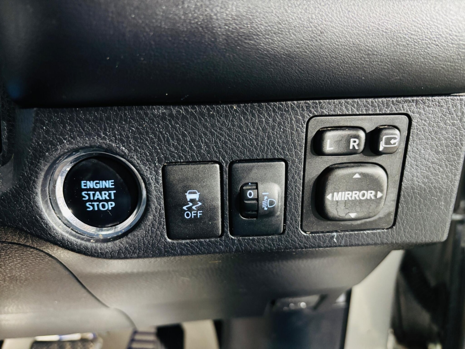 Used Toyota RAV4 2013 for sale - 77455768: Photo 19