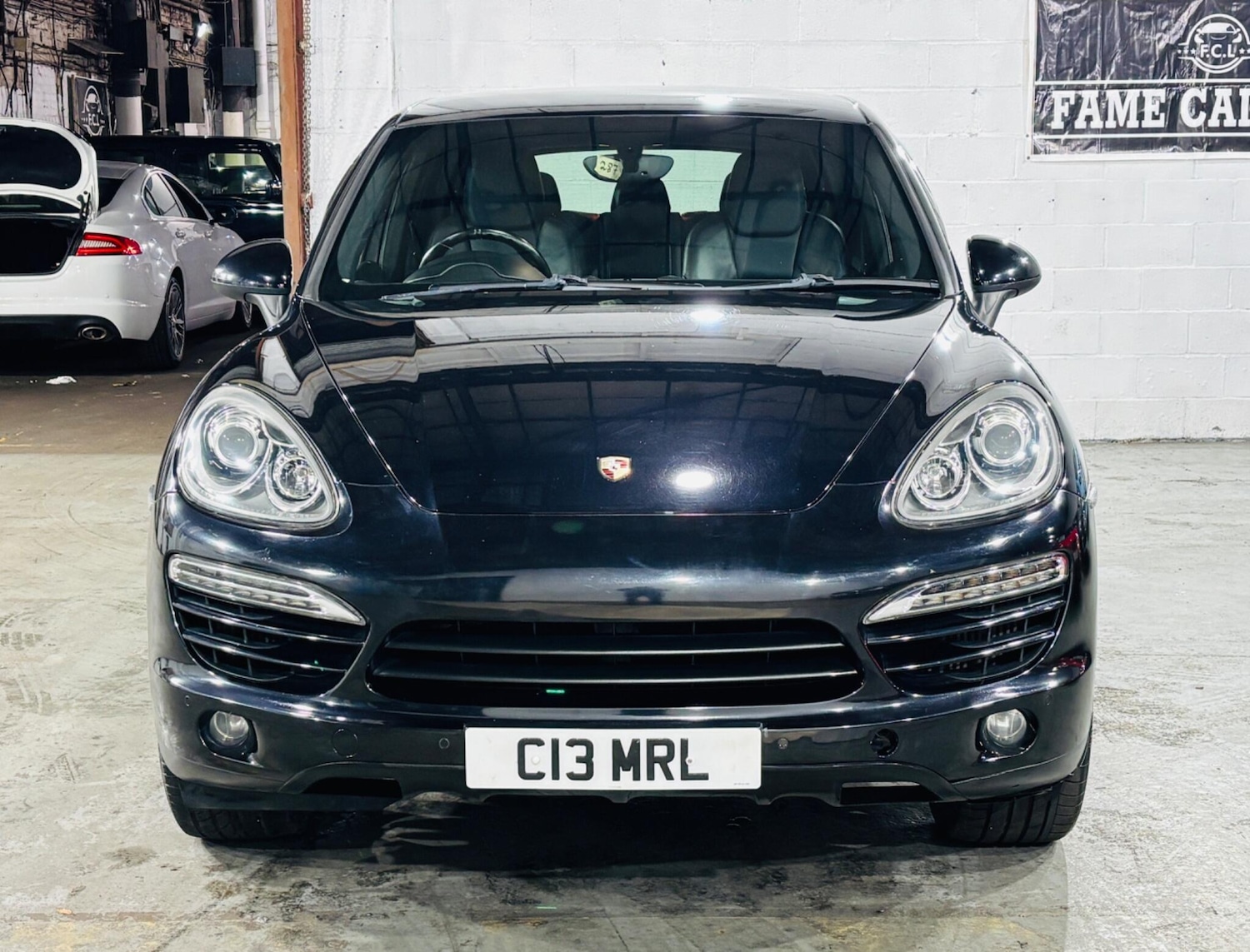 Used Porsche Cayenne 2011 for sale - 76512928: Photo 2