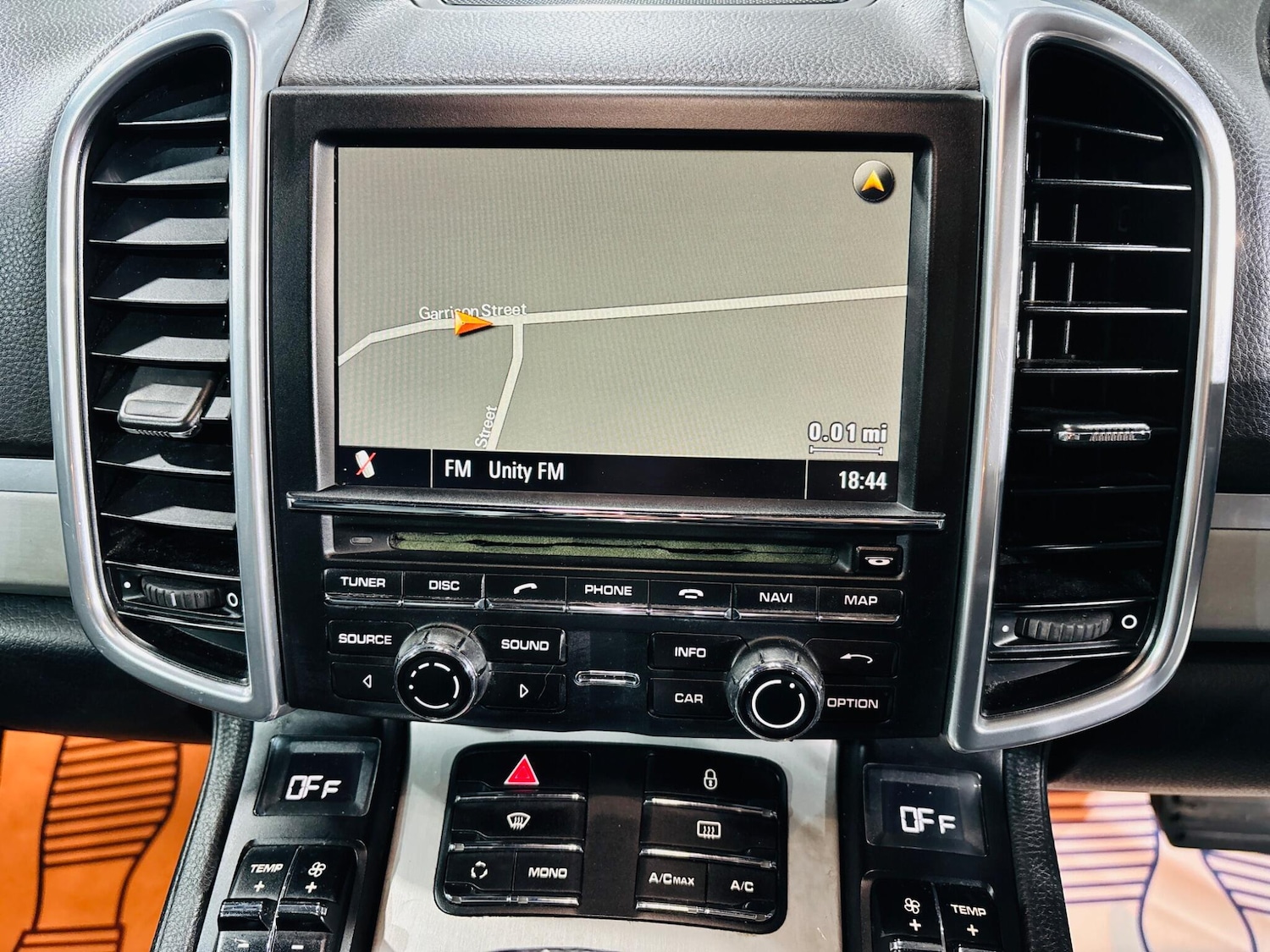 Used Porsche Cayenne 2011 for sale - 76512928: Photo 23