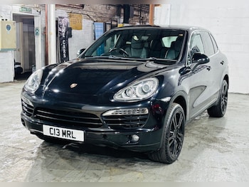 Used Porsche Cayenne 2011 for sale - 76512928: Photo