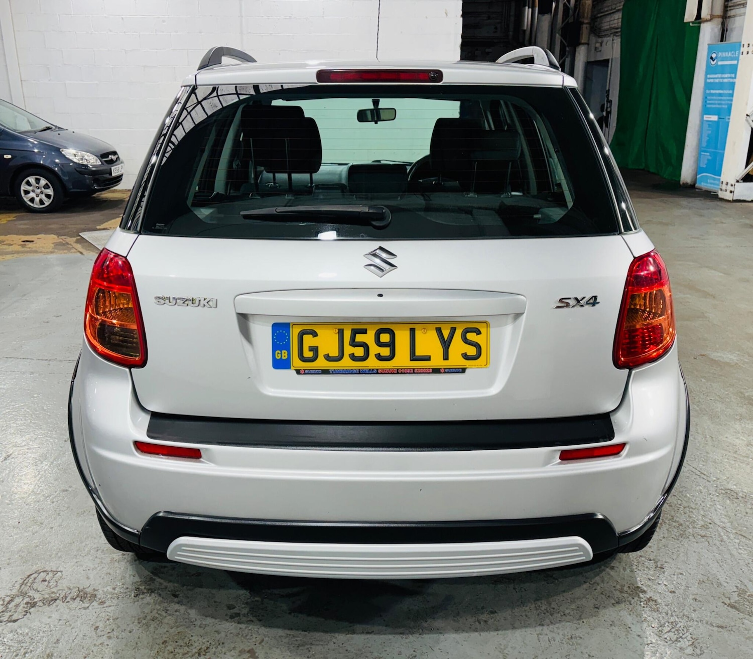 Used Suzuki SX4 2009 for sale - 76585592: Photo 6