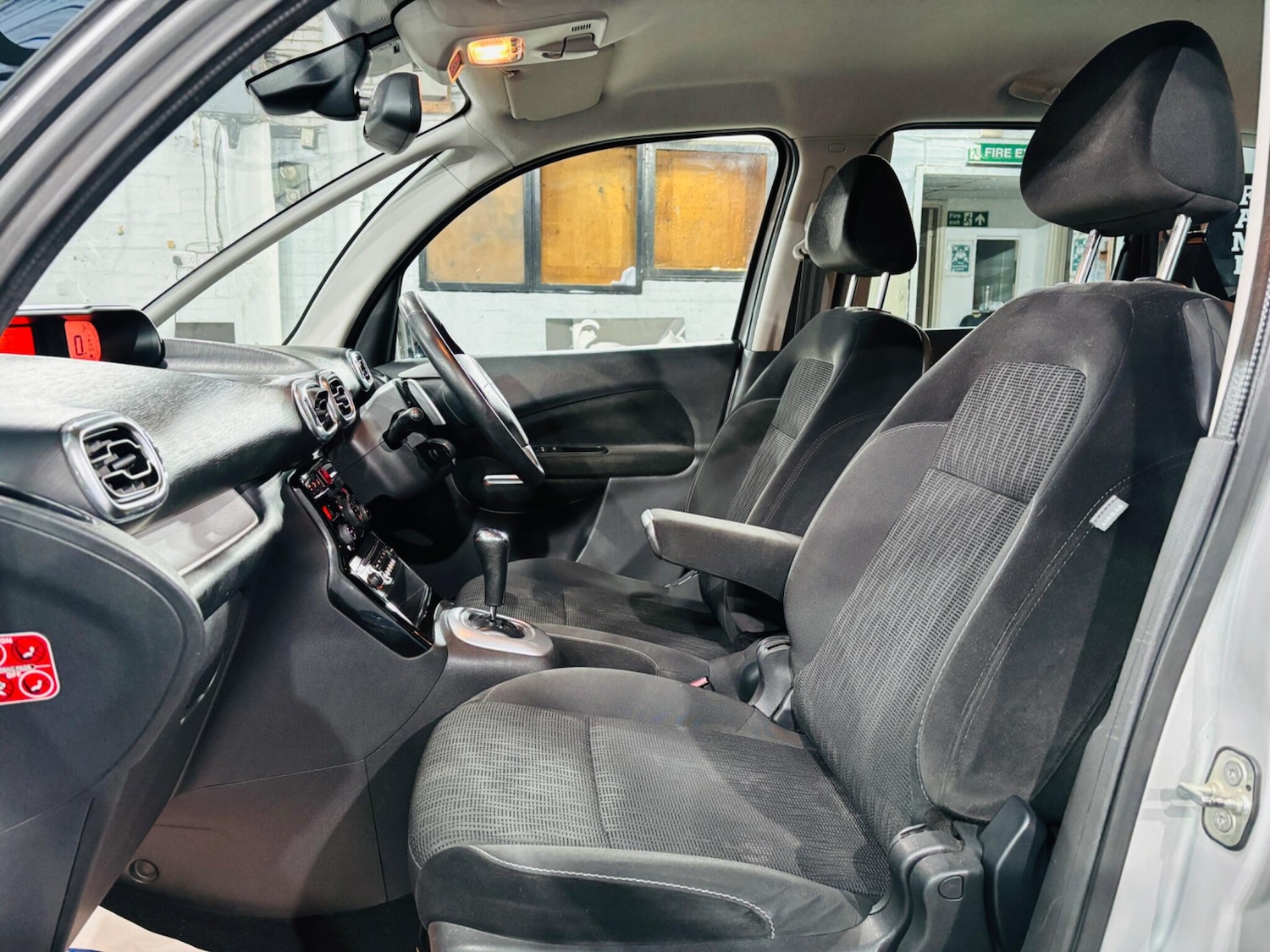 Used Citroen C3 Picasso 2013 for sale - 76700607: Photo 15