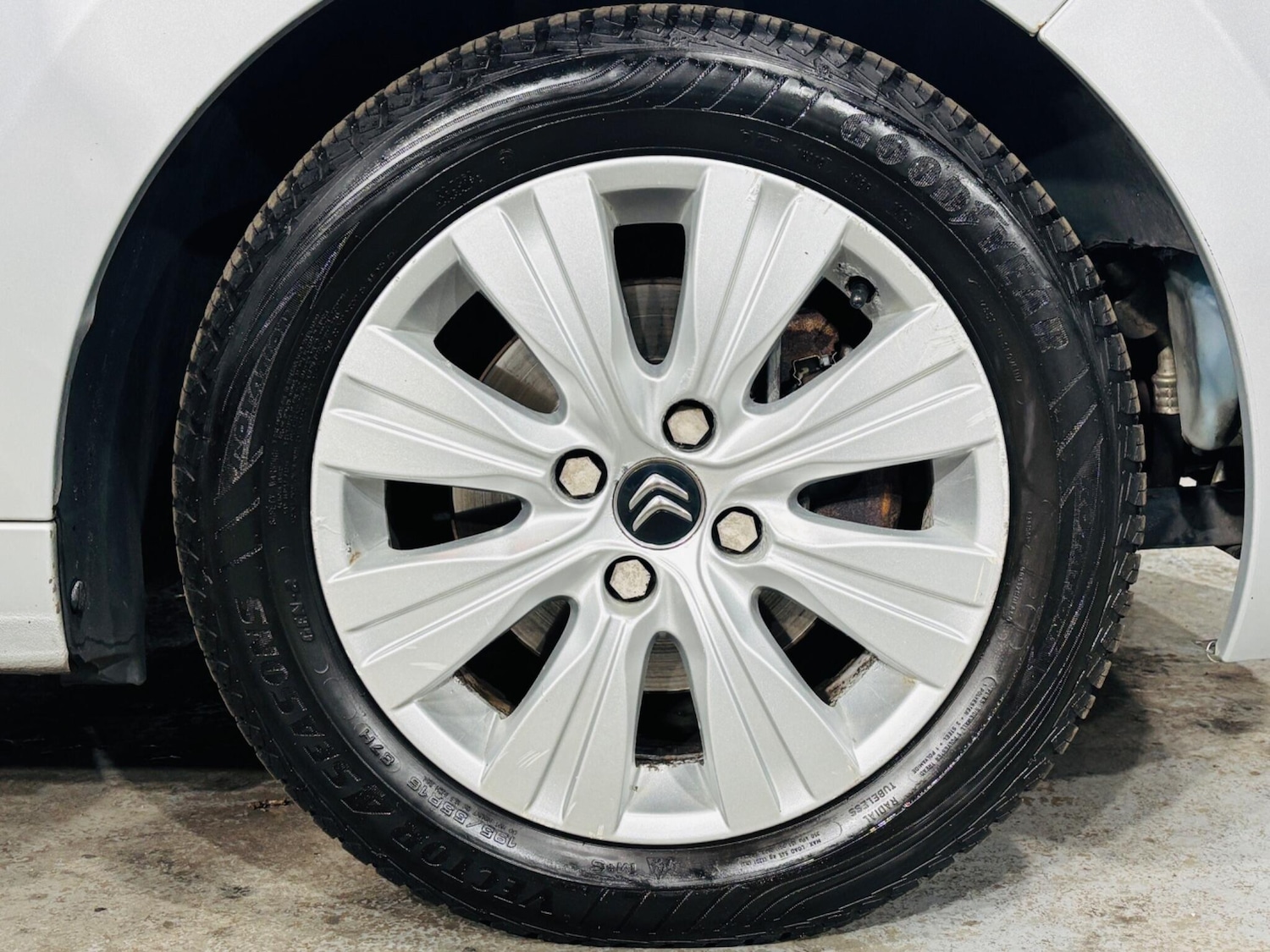 Used Citroen C3 Picasso 2013 for sale - 76700607: Photo 22