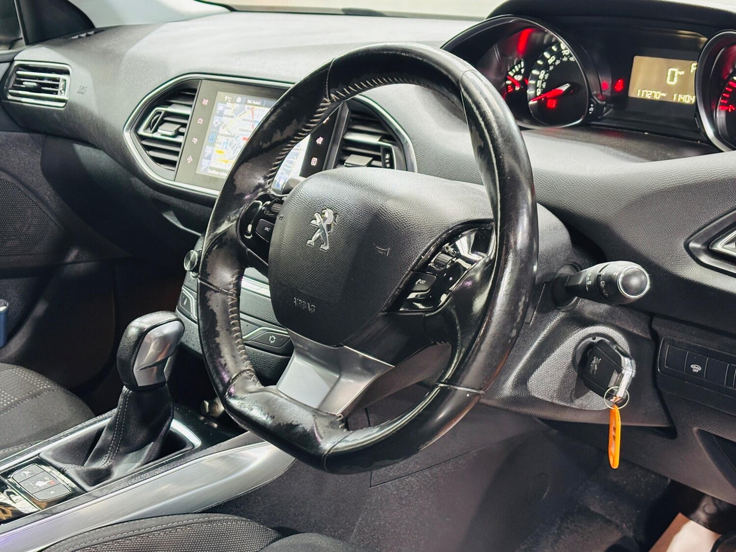 Used Peugeot 308 2015 for sale - 77495759: Photo 11