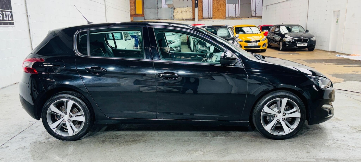 Used Peugeot 308 2015 for sale - 77495759: Photo 8