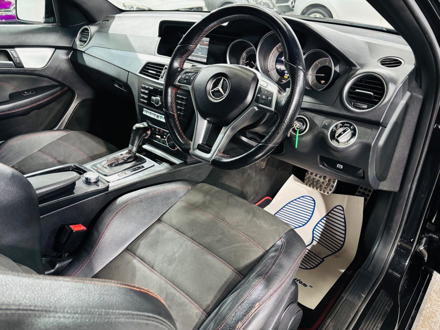 Used Mercedes-Benz C Class 2013 for sale - 76952907: Photo 10