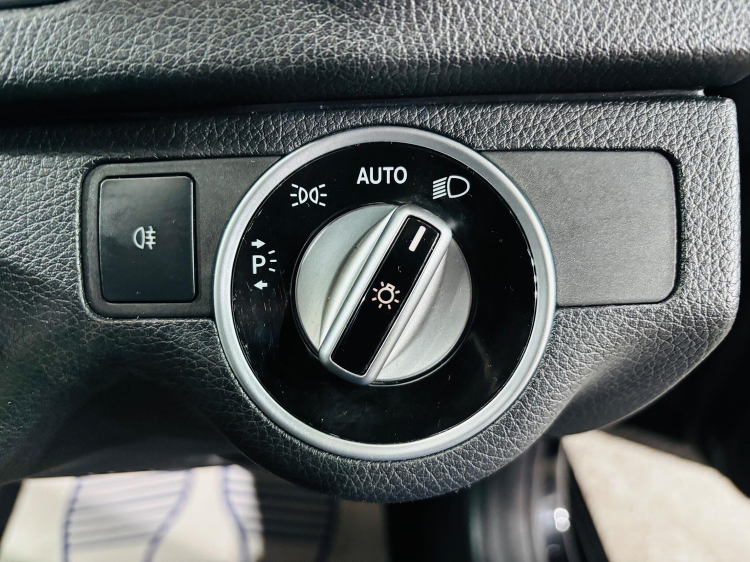 Used Mercedes-Benz C Class 2013 for sale - 76952907: Photo 19