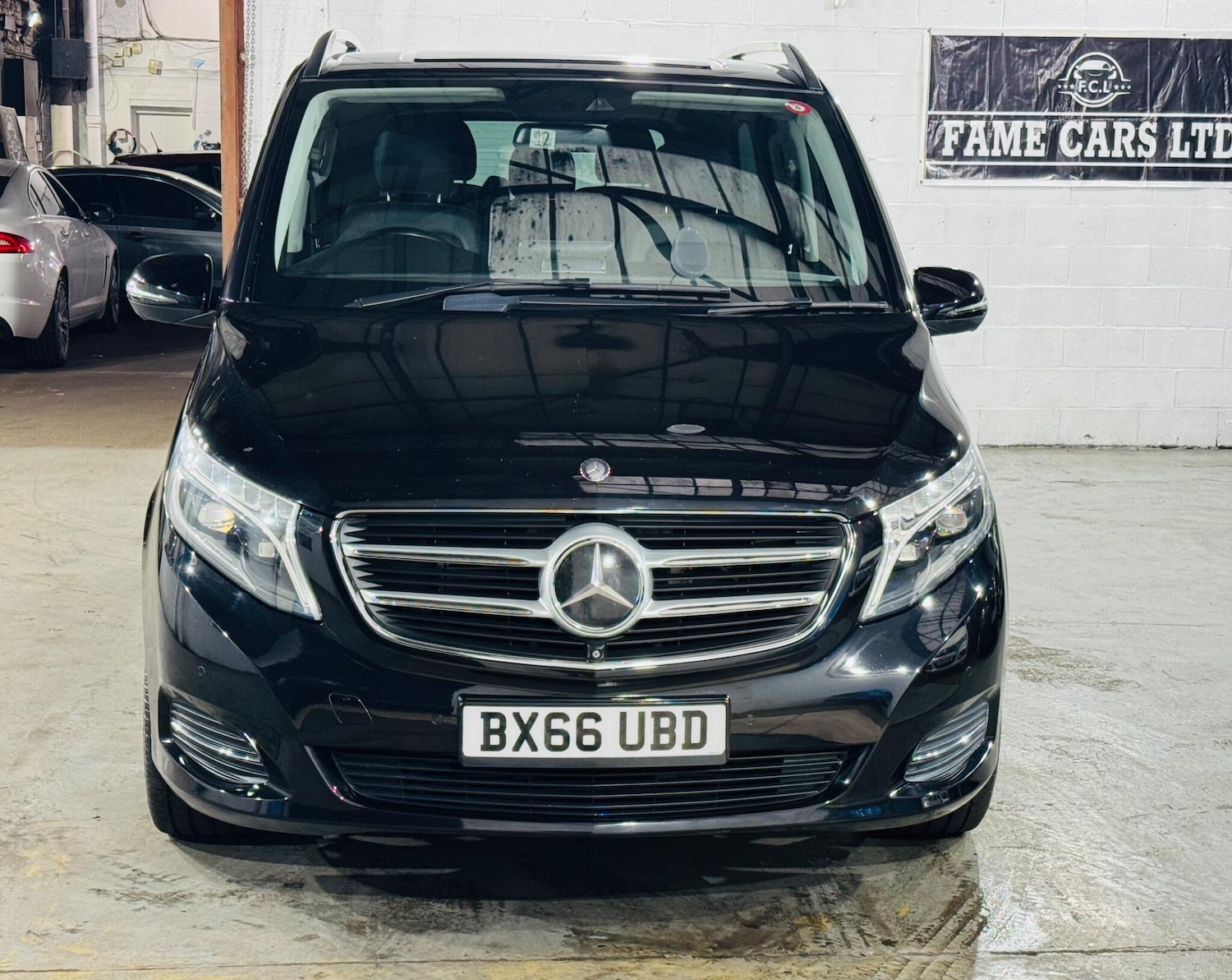 Used Mercedes-Benz V-Class for sale - 76952866: Photo 2