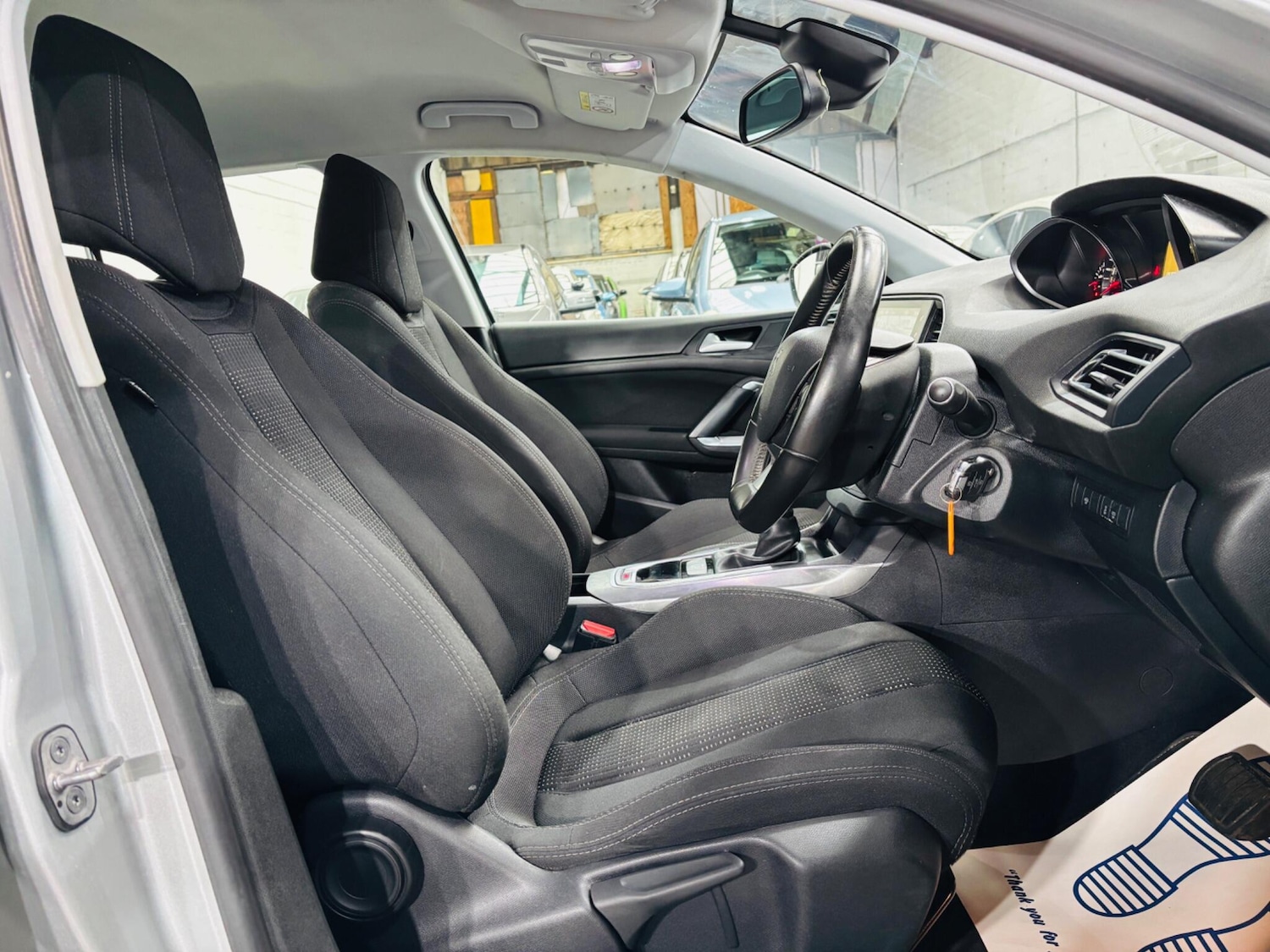 Used Peugeot 308 2015 for sale - 76399183: Photo 13