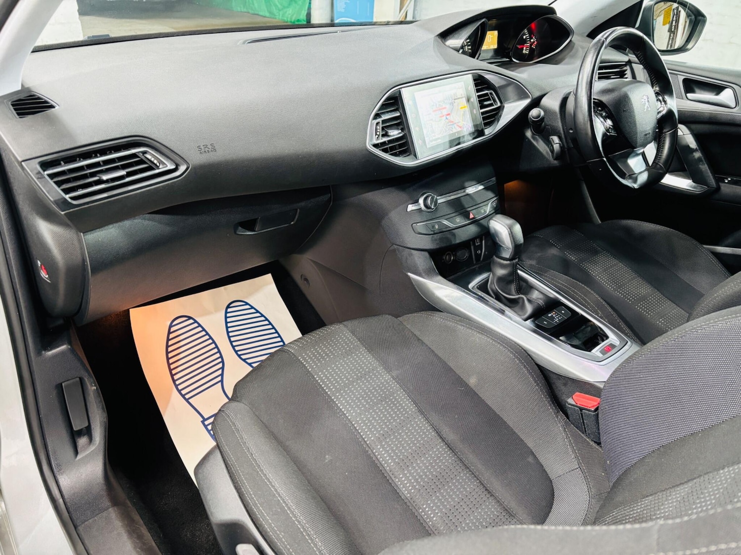 Used Peugeot 308 2015 for sale - 76399183: Photo 14