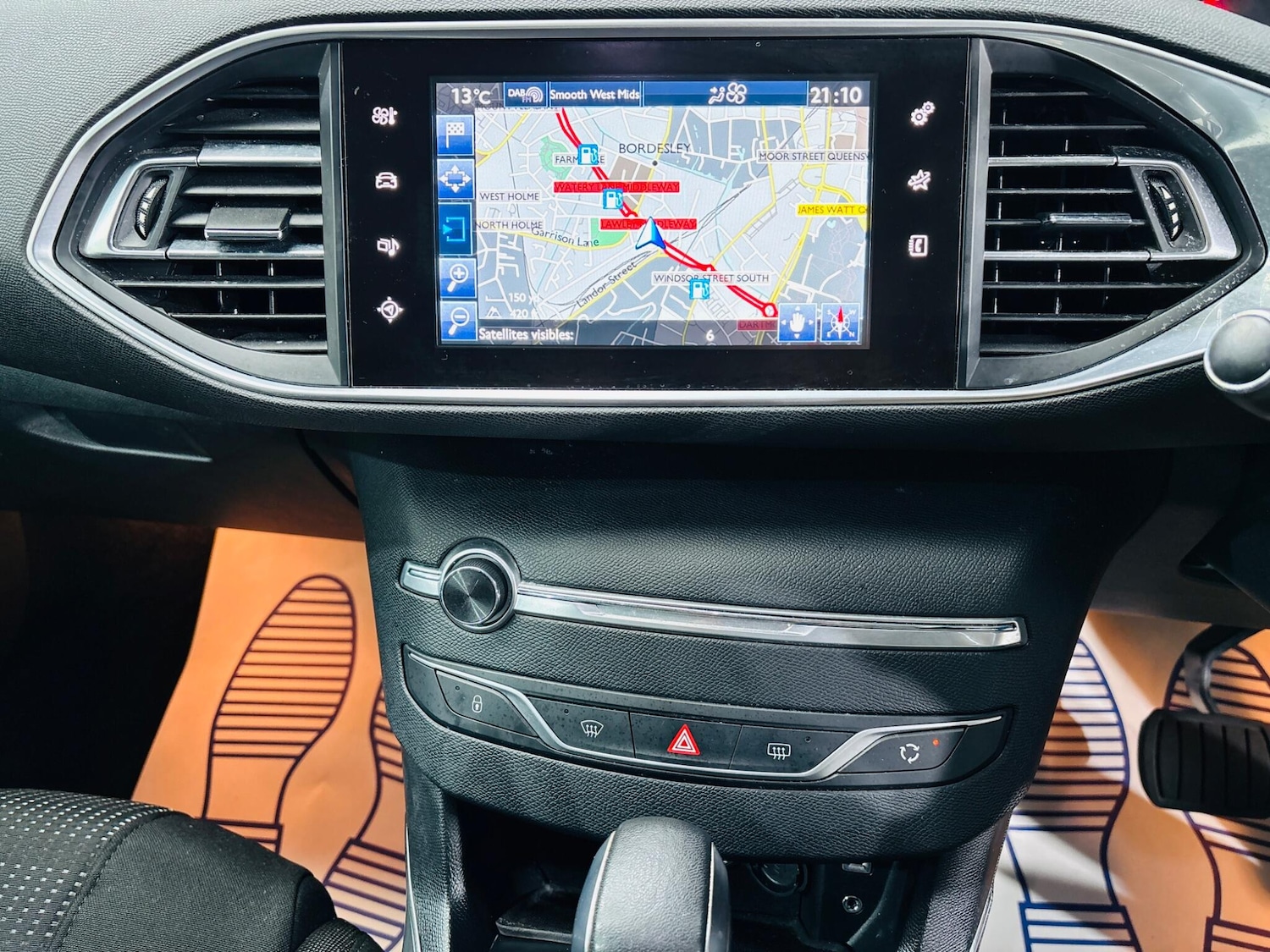 Used Peugeot 308 2015 for sale - 76399183: Photo 21