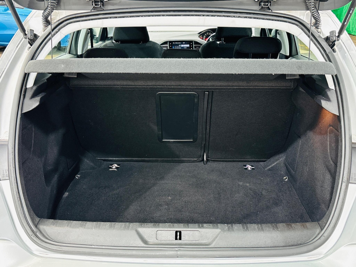 Used Peugeot 308 2015 for sale - 76399183: Photo 37