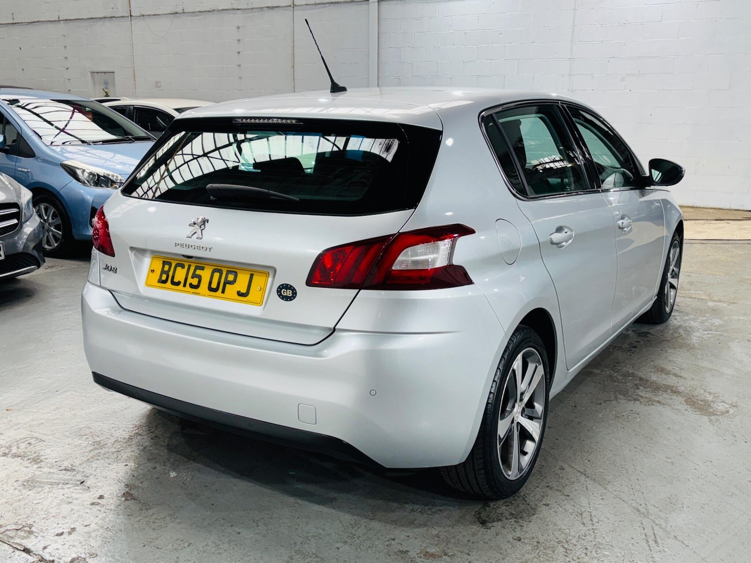 Used Peugeot 308 2015 for sale - 76399183: Photo 5
