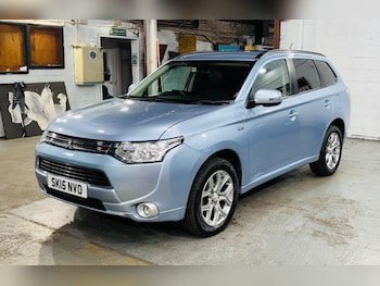 Used Mitsubishi Outlander 2015 for sale - 79601900: Photo
