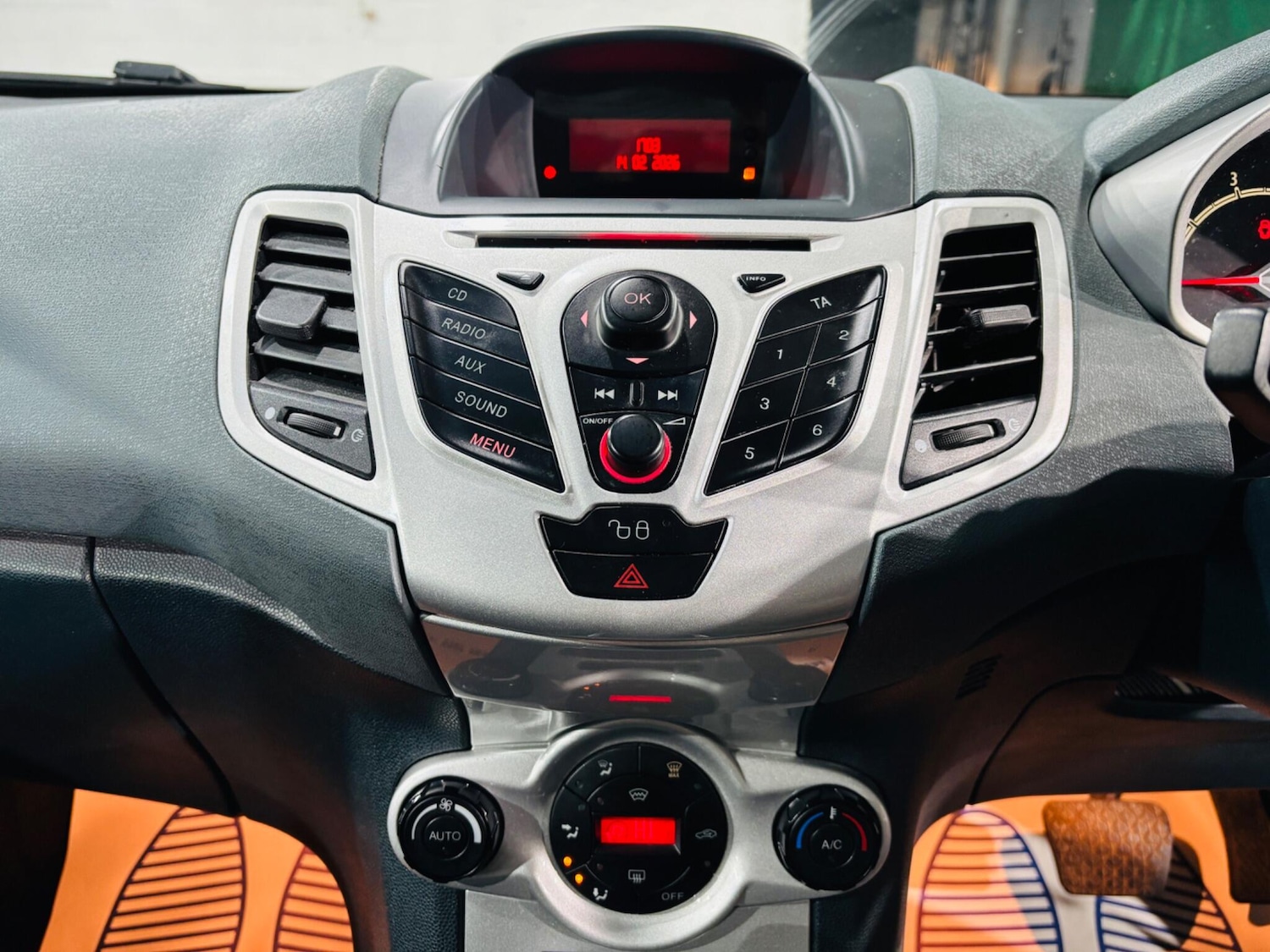 Used Ford Fiesta 2010 for sale - 77559650: Photo 22