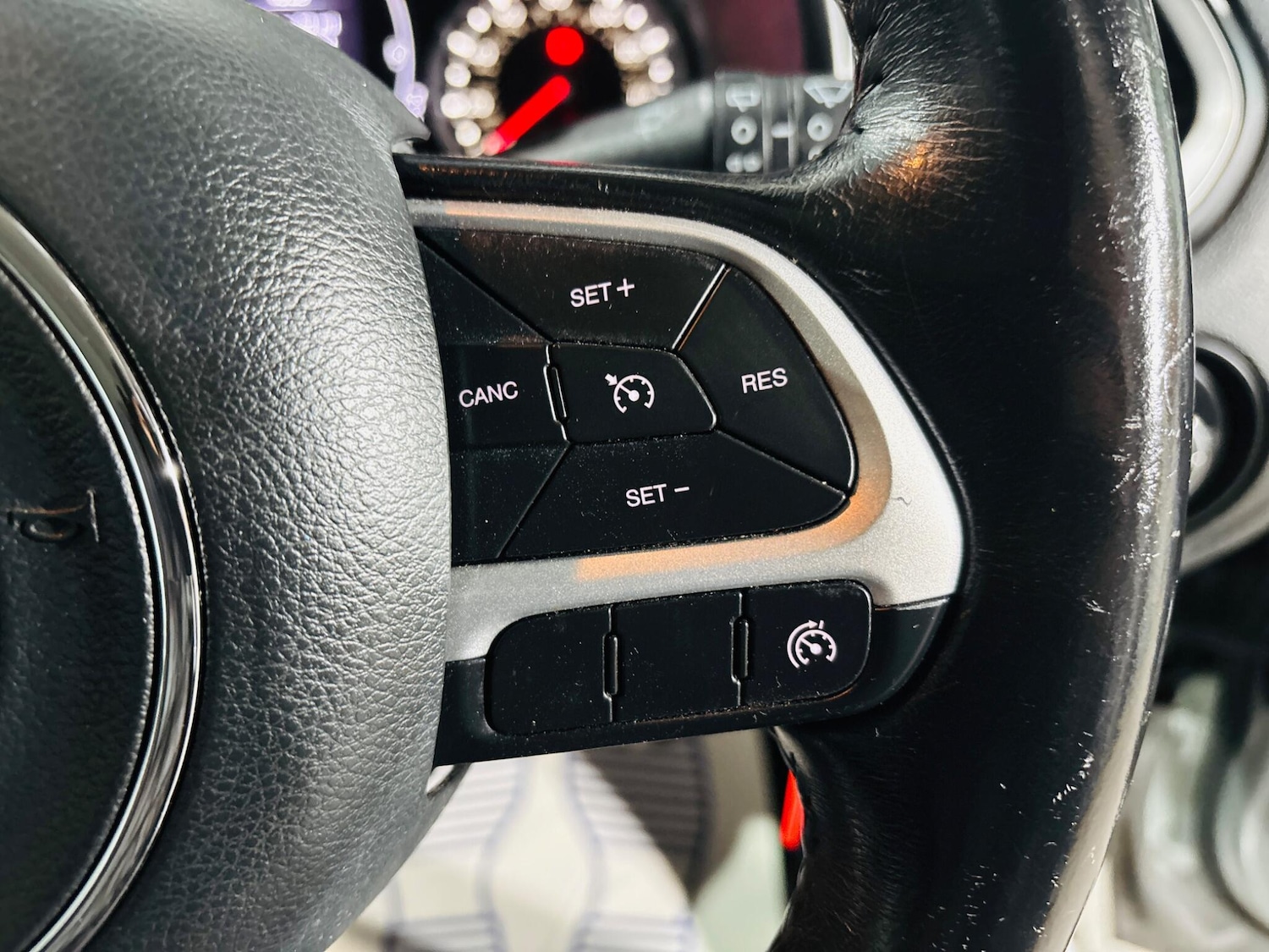 Used Jeep Renegade 2017 for sale - 76975871: Photo 19