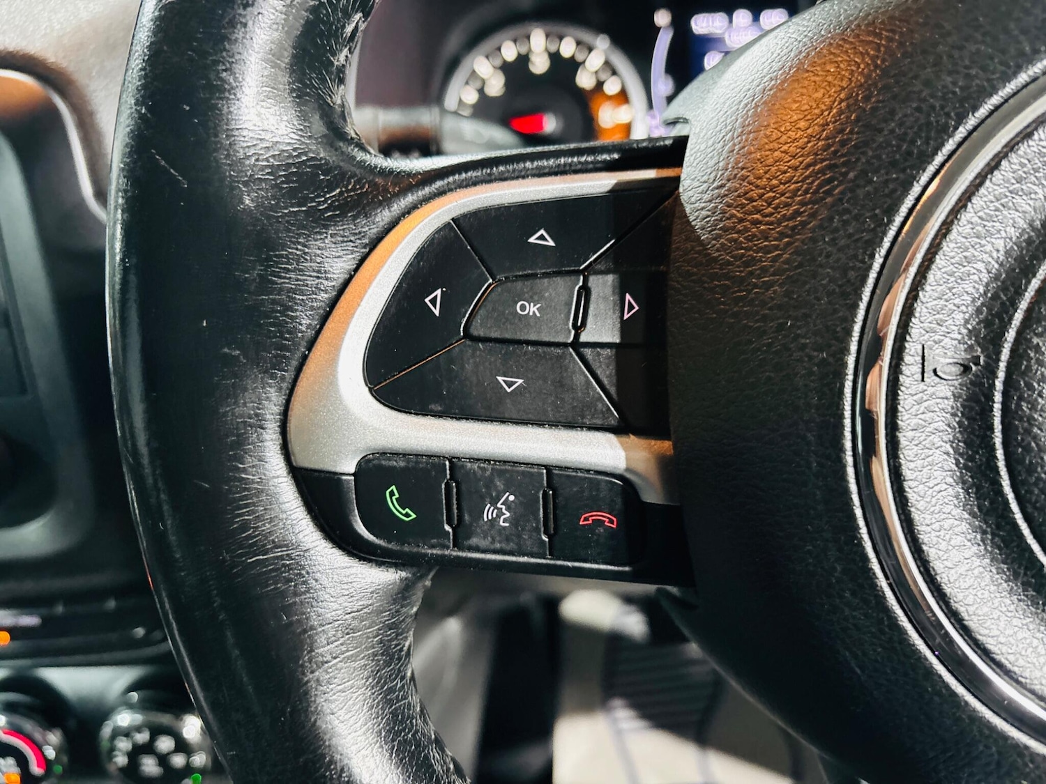 Used Jeep Renegade 2017 for sale - 76975871: Photo 20