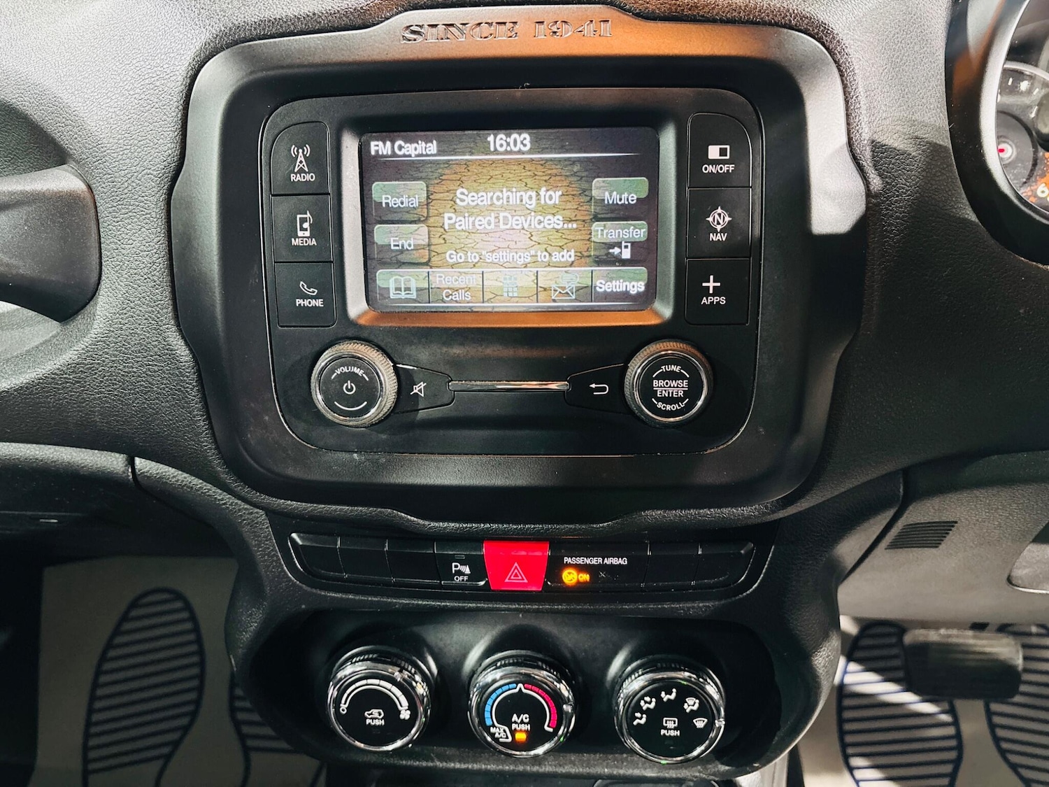 Used Jeep Renegade 2017 for sale - 76975871: Photo 24