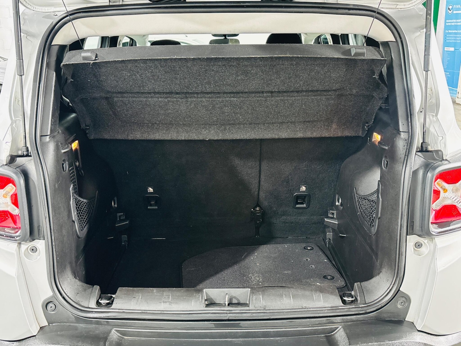 Used Jeep Renegade 2017 for sale - 76975871: Photo 29