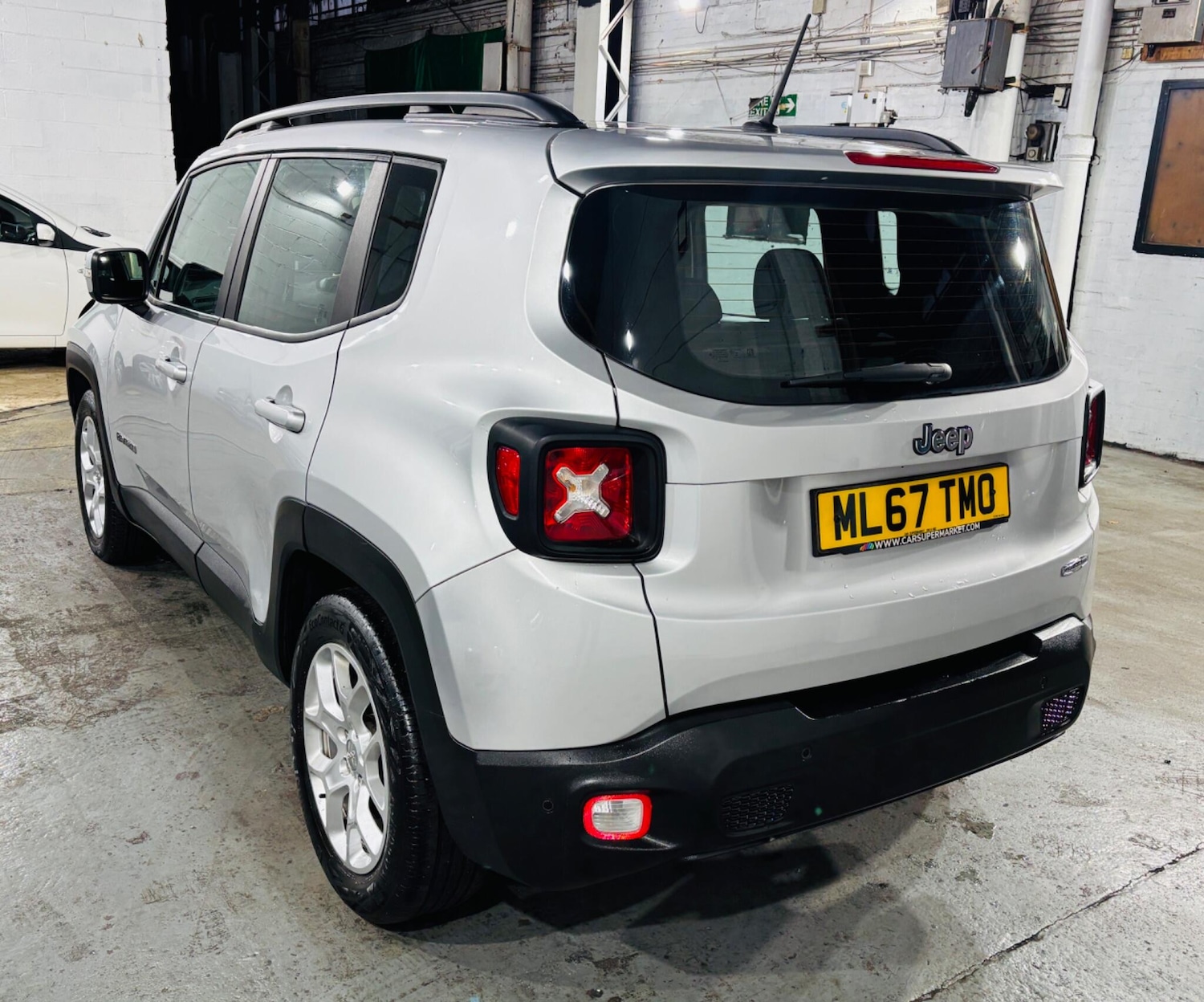 Used Jeep Renegade 2017 for sale - 76975871: Photo 7