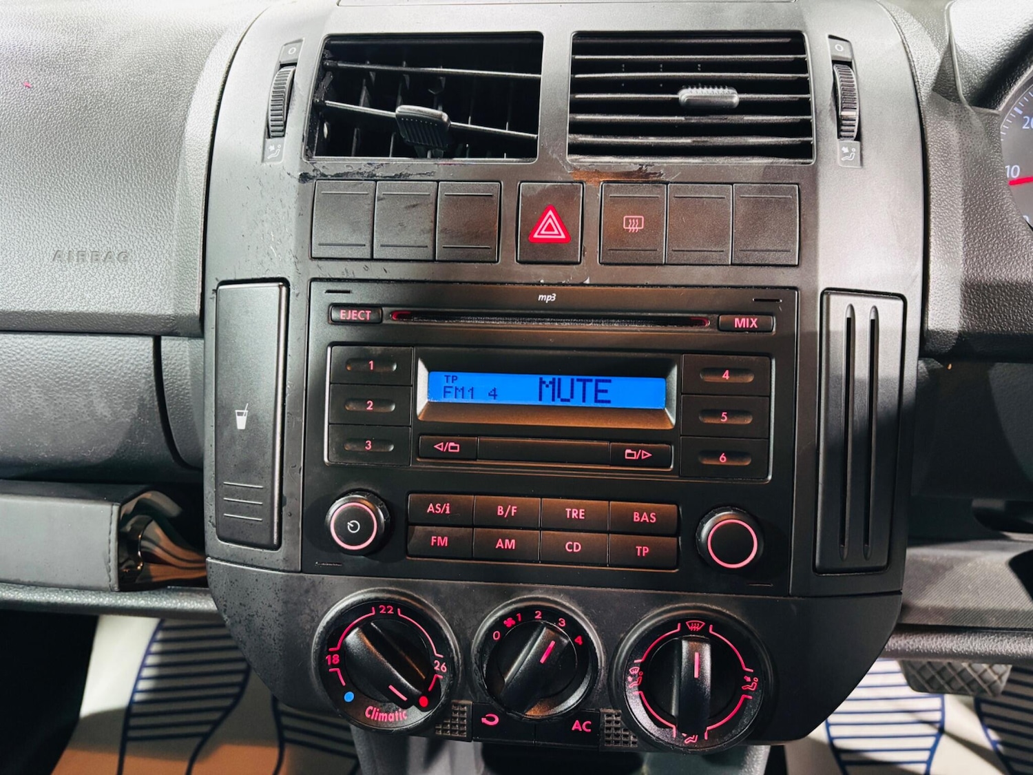 Used Volkswagen Polo 2007 for sale - 76714286: Photo 21