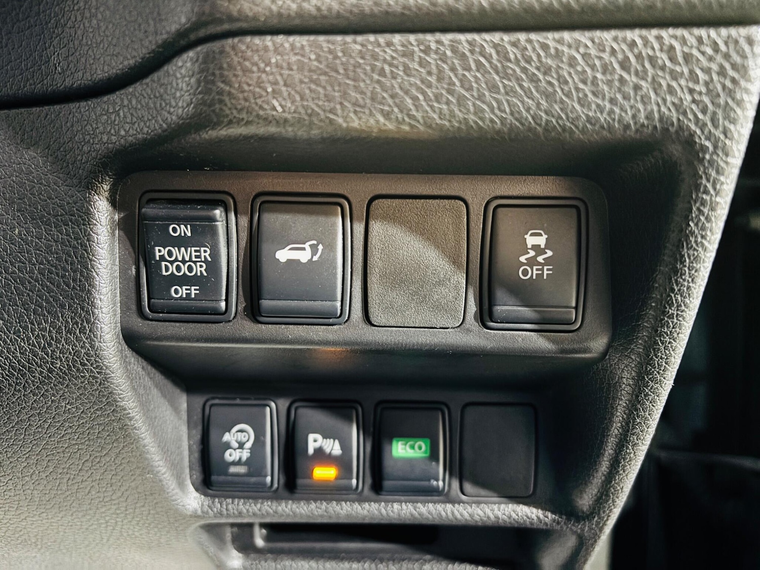 Used Nissan X-Trail 2017 for sale - 77162940: Photo 19