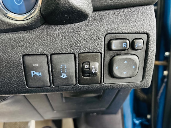 Used Toyota Auris 2013 for sale - 76239945: Photo 18