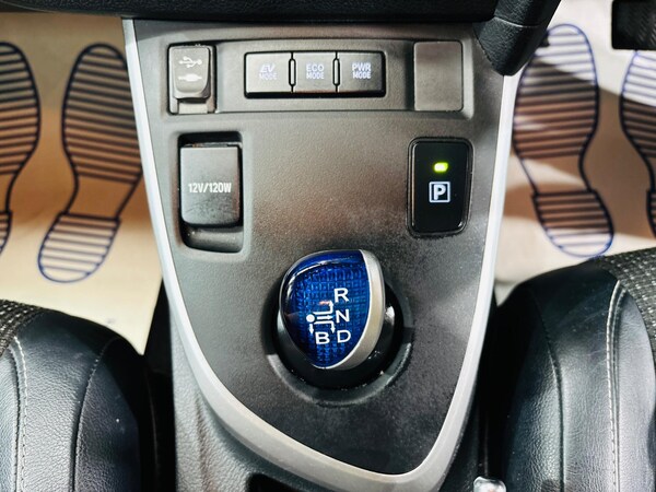 Used Toyota Auris 2013 for sale - 76239945: Photo 25