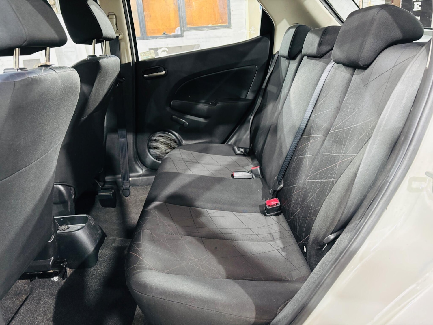 Used Mazda Mazda2 2011 for sale - 76832323: Photo 16