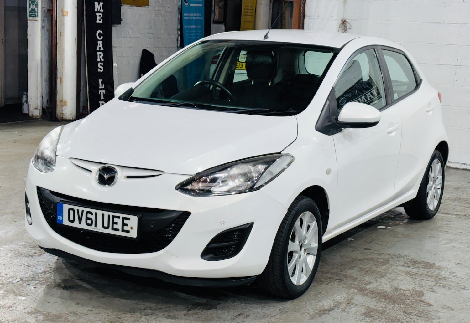Used Mazda Mazda2 2011 for sale - 76832323: Photo 4