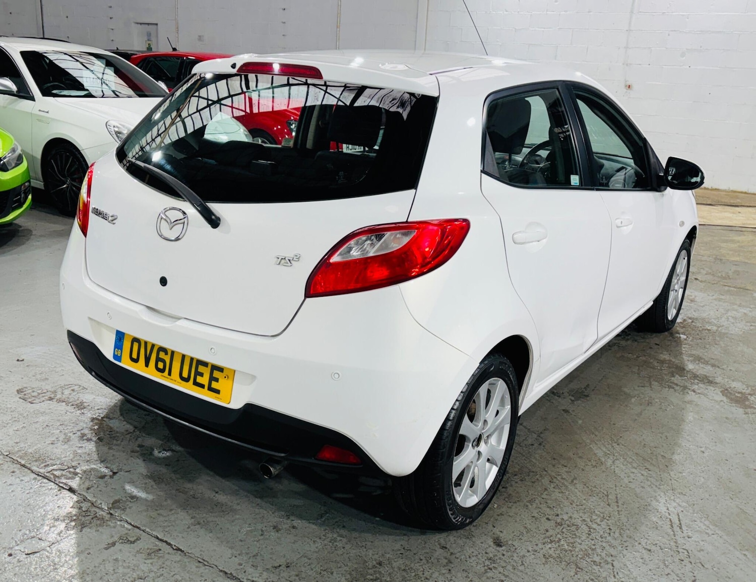 Used Mazda Mazda2 2011 for sale - 76832323: Photo 5